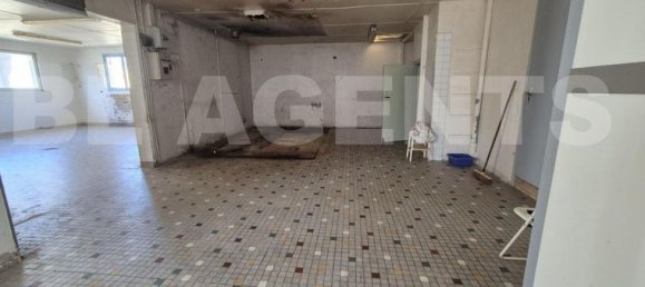 3 bedrooms House in Sarthe, France No. 313578 10