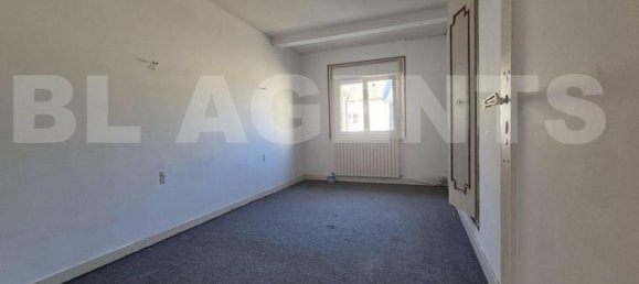 3 bedrooms House in Sarthe, France No. 313578 7