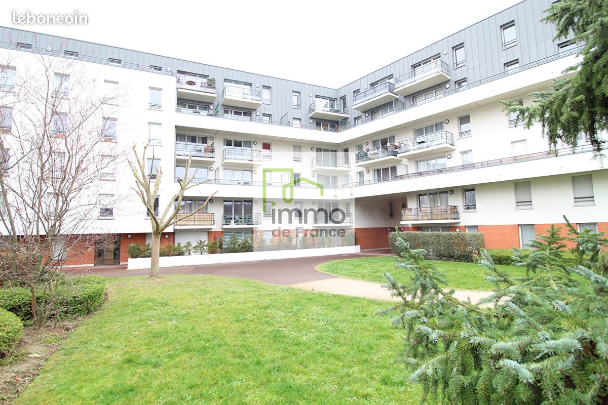 3 Schlafzimmer Wohnung in Tourcoing, France, Nr. 253586