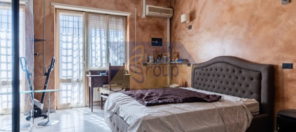 Apartamento T3 em Rome, Italy N.º 139723 29
