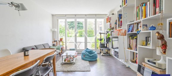 2 chambres Appartement à Les Lilas, France No. 184284 8