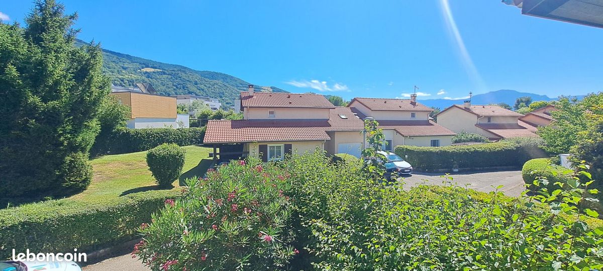 Дом с 3 спальнями в Домен, Франция № 289788