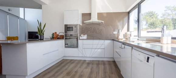 3 bedrooms House in Coruche, Portugal No. 20108 9