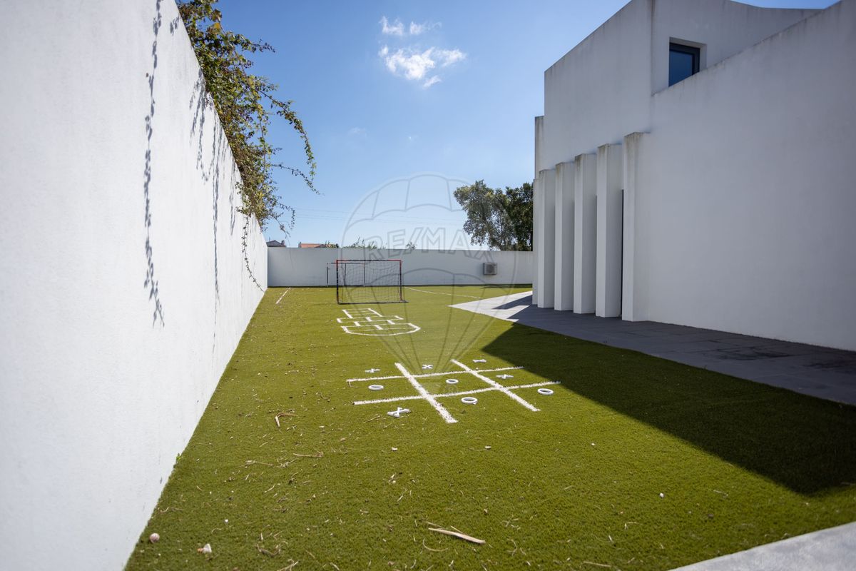 3 bedrooms House in Coruche, Portugal No. 20108