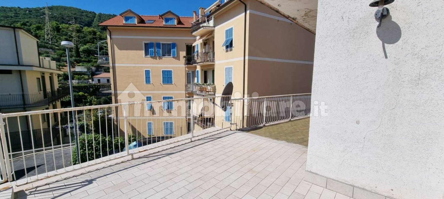 3 bedrooms Apartment in Alassio, Italy No. 281031