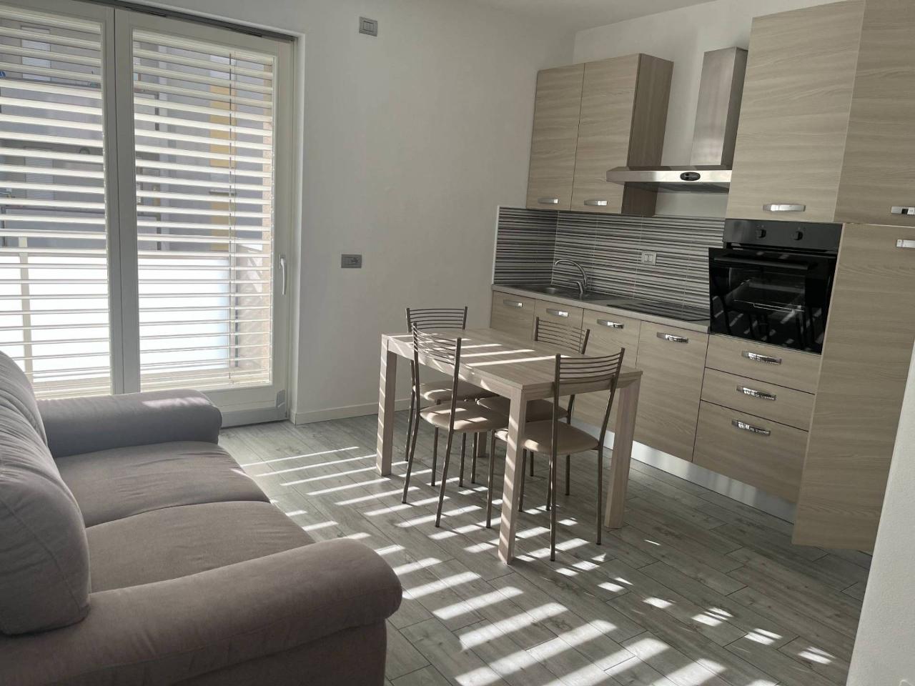 2-Zimmer Wohnung in Sondrio, Italy, Nr. 74334