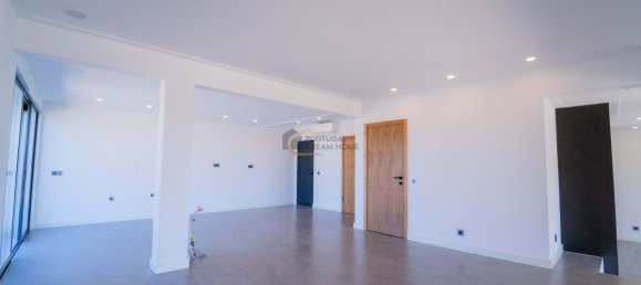 5 غرف نوم فيلا في Quarteira, Portugal رقم 33042 4