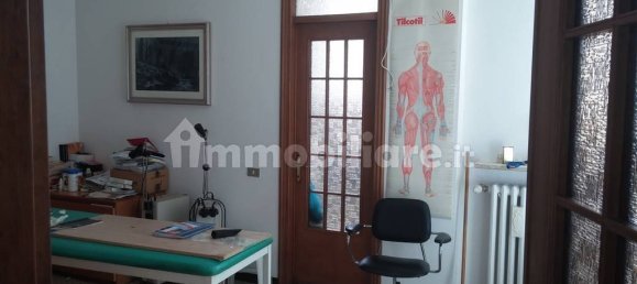 3غرفة عقار تجاري في Tortona, Italy رقم 49826 2