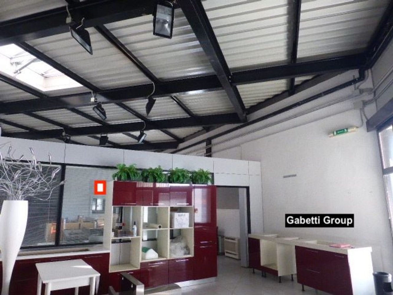 2000m² Warehouse in Villorba, Italy No. 159738