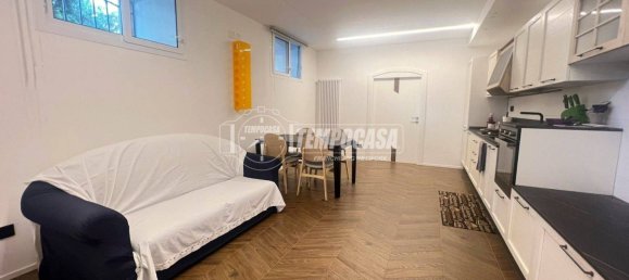 Apartamento de 2 dormitorios en Naples, Italy No. 348865 2