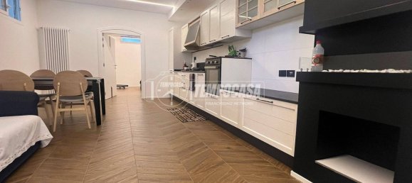 Apartamento de 2 dormitorios en Naples, Italy No. 348865 4