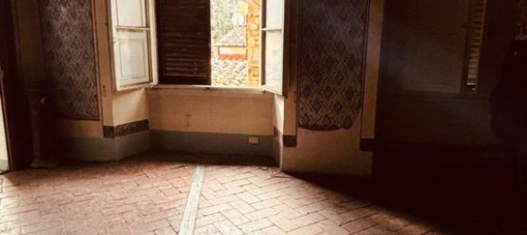 8غرفة بانتهاوس في Florence, Italy رقم 33780 10