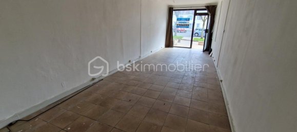  مكتب في Bonny-sur-Loire, France 91متر مربع رقم 81414 5