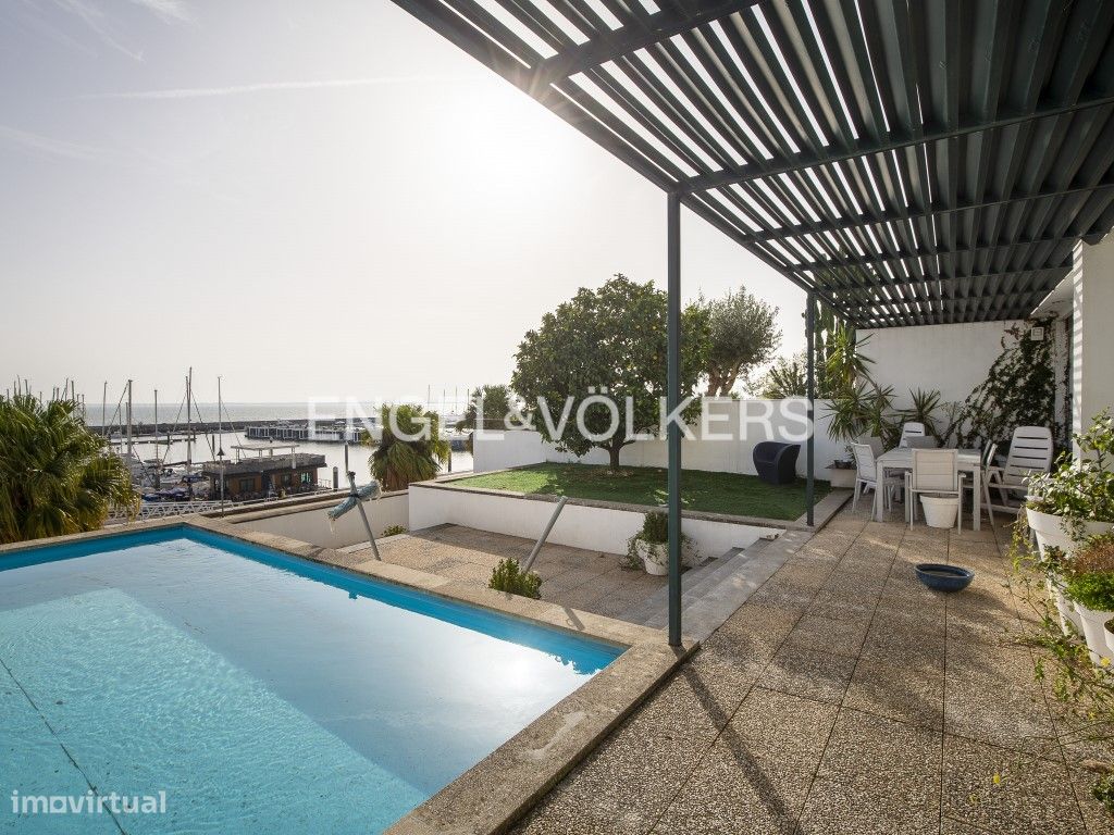 3 bedrooms Apartment in Lisbon, Portugal No. 96019