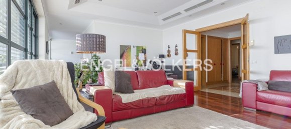 3 bedrooms Apartment in Lisbon, Portugal No. 96019 2