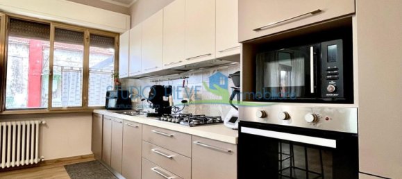 5 rooms Apartment in Monsummano Terme, Italy No. 298893 10