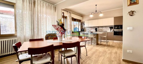 5 rooms Apartment in Monsummano Terme, Italy No. 298893 11