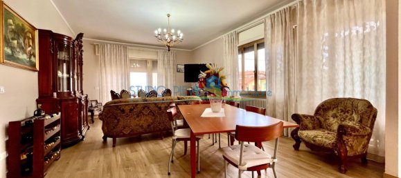 5 rooms Apartment in Monsummano Terme, Italy No. 298893 12