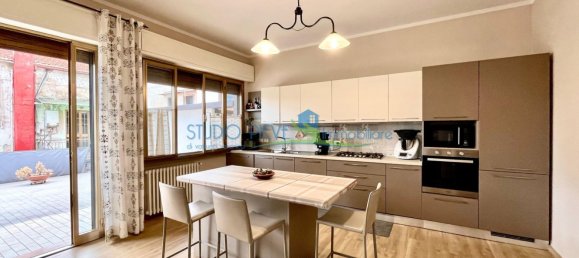 5 rooms Apartment in Monsummano Terme, Italy No. 298893 7