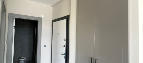 Apartamento de 3+1 en Istanbul, Turkey No. 7156 3