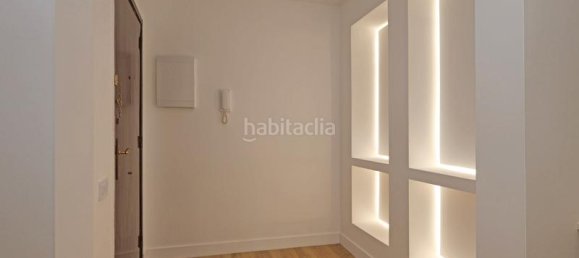3 Schlafzimmer Wohnung in Ciutat Vella, Spain, Nr. 135888 17