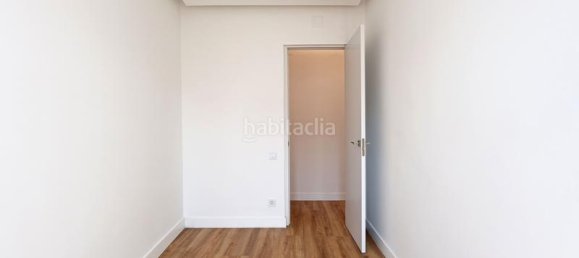 3 Schlafzimmer Wohnung in Ciutat Vella, Spain, Nr. 135888 6