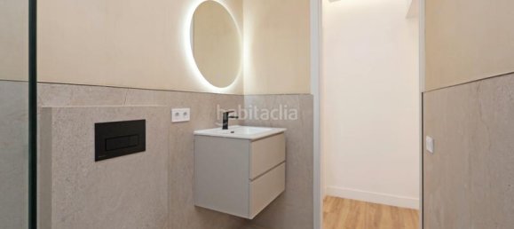 3 Schlafzimmer Wohnung in Ciutat Vella, Spain, Nr. 135888 30