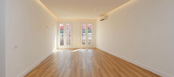 3 Schlafzimmer Wohnung in Ciutat Vella, Spain, Nr. 135888 12