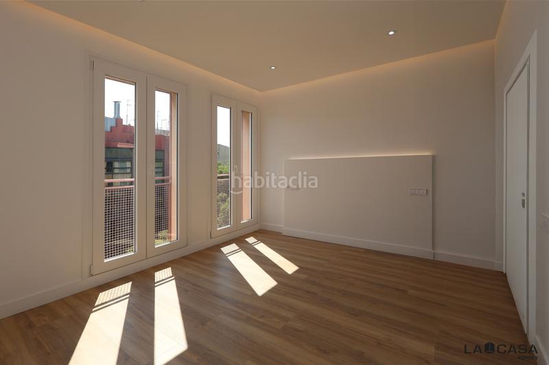 3 Schlafzimmer Wohnung in Ciutat Vella, Spain, Nr. 135888