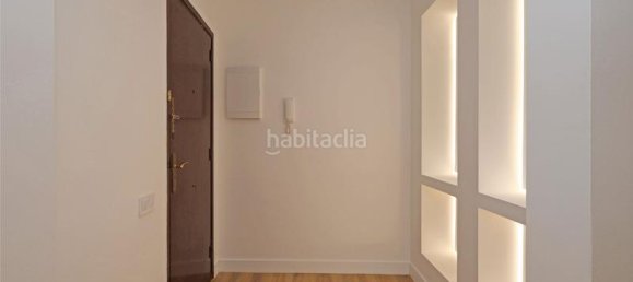 3 Schlafzimmer Wohnung in Ciutat Vella, Spain, Nr. 135888 11