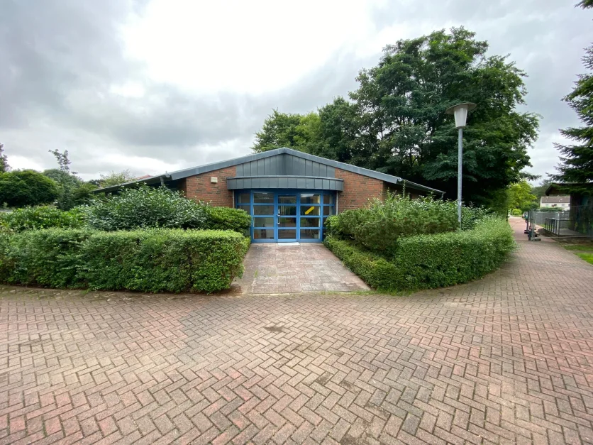 205m² Office in Segeberg, Germany No. 265033