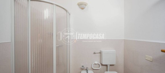 2 bedrooms Apartment in Modena, Italy No. 371354 10