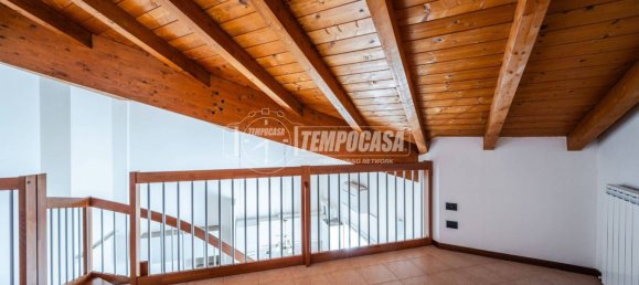 2 bedrooms Apartment in Modena, Italy No. 371354 4