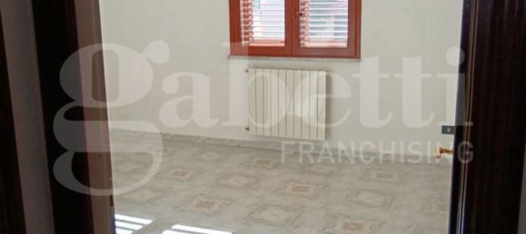 4 rooms Apartment in Carini, Italy No. 149391 8