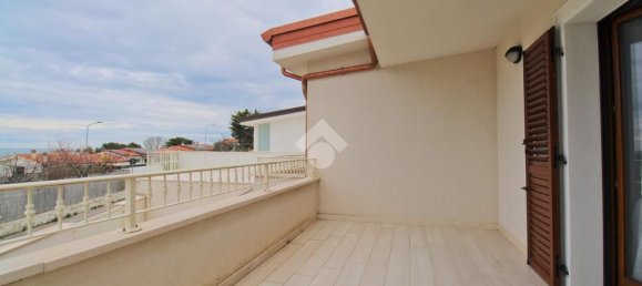 4 rooms House in Numana, Italy No. 102902 17