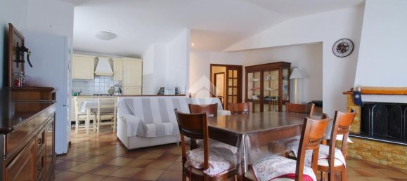 4 rooms House in Numana, Italy No. 102902 2