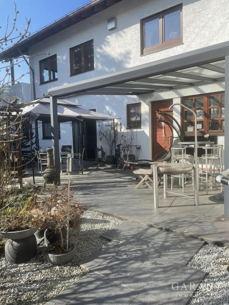 6-Zimmer Gebäude in Göppingen, Germany, Nr. 3848