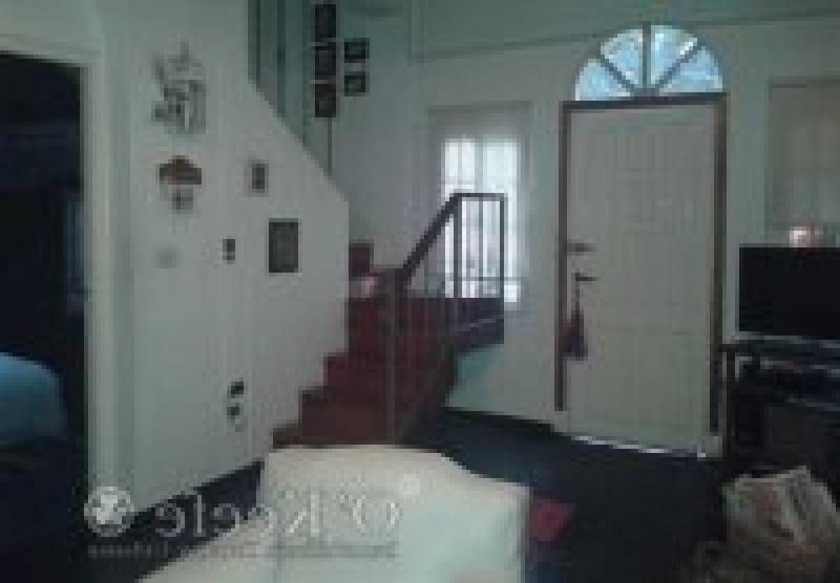 4 bedrooms House in Berazategui, Argentina No. 62528