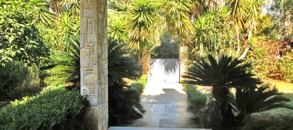 5 bedrooms Commercial property in Glyfada, Greece No. 7329 4