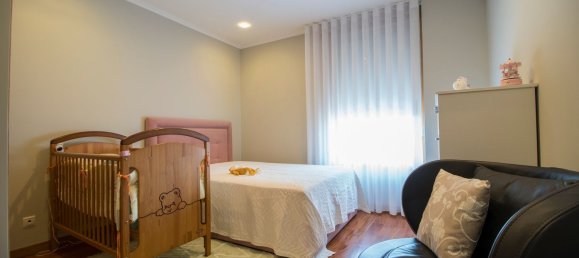 4 غرف نوم شقة في Espinho, Portugal رقم 189875 11