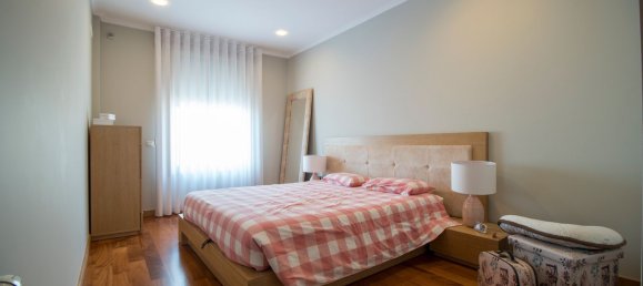 4 غرف نوم شقة في Espinho, Portugal رقم 189875 16