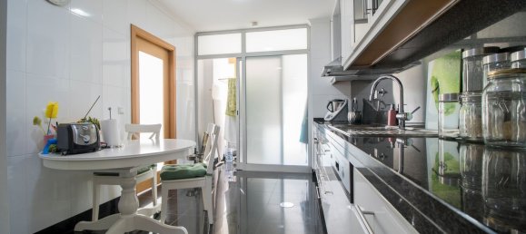 4 غرف نوم شقة في Espinho, Portugal رقم 189875 18