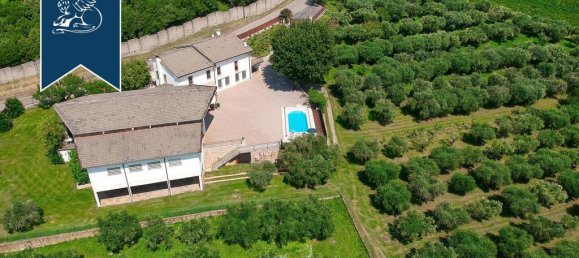 6 bedrooms Villa in Verona, Italy No. 329304 5