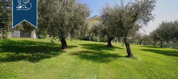 6 bedrooms Villa in Verona, Italy No. 329304 15