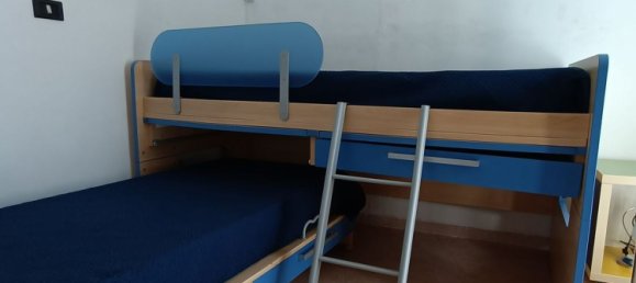 Casa de 4 habitaciónes en Bari, Italy No. 37401 4