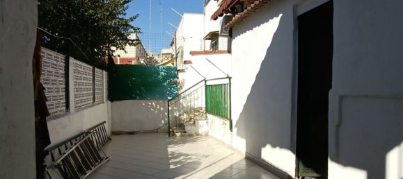 Casa de 4 habitaciónes en Bari, Italy No. 37401 48