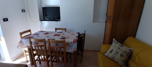 Casa de 4 habitaciónes en Bari, Italy No. 37401 23