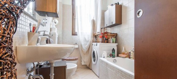 2 bedrooms Apartment in Fenegrò, Italy No. 120346 16