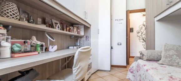 2 bedrooms Apartment in Fenegrò, Italy No. 120346 15