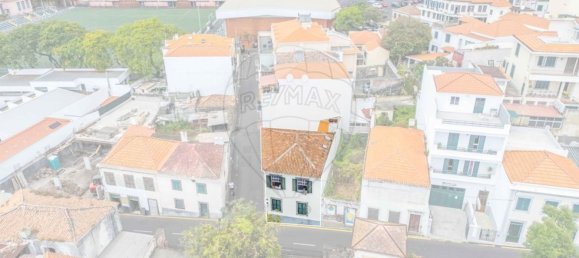 3 bedrooms House in Funchal, Portugal No. 25832 5